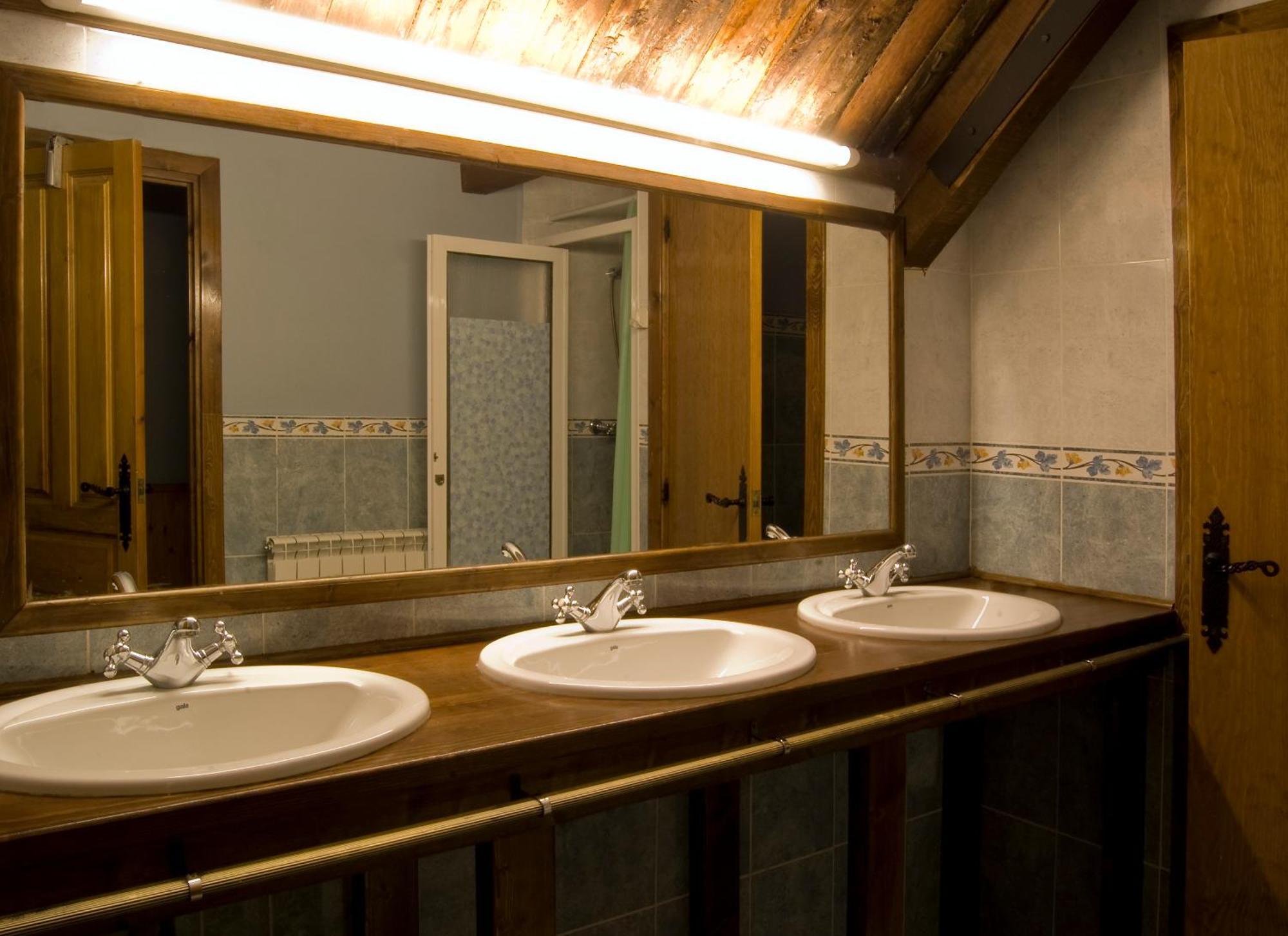 Albergue-refugio Sargantana Auberge de jeunesse Canfranc