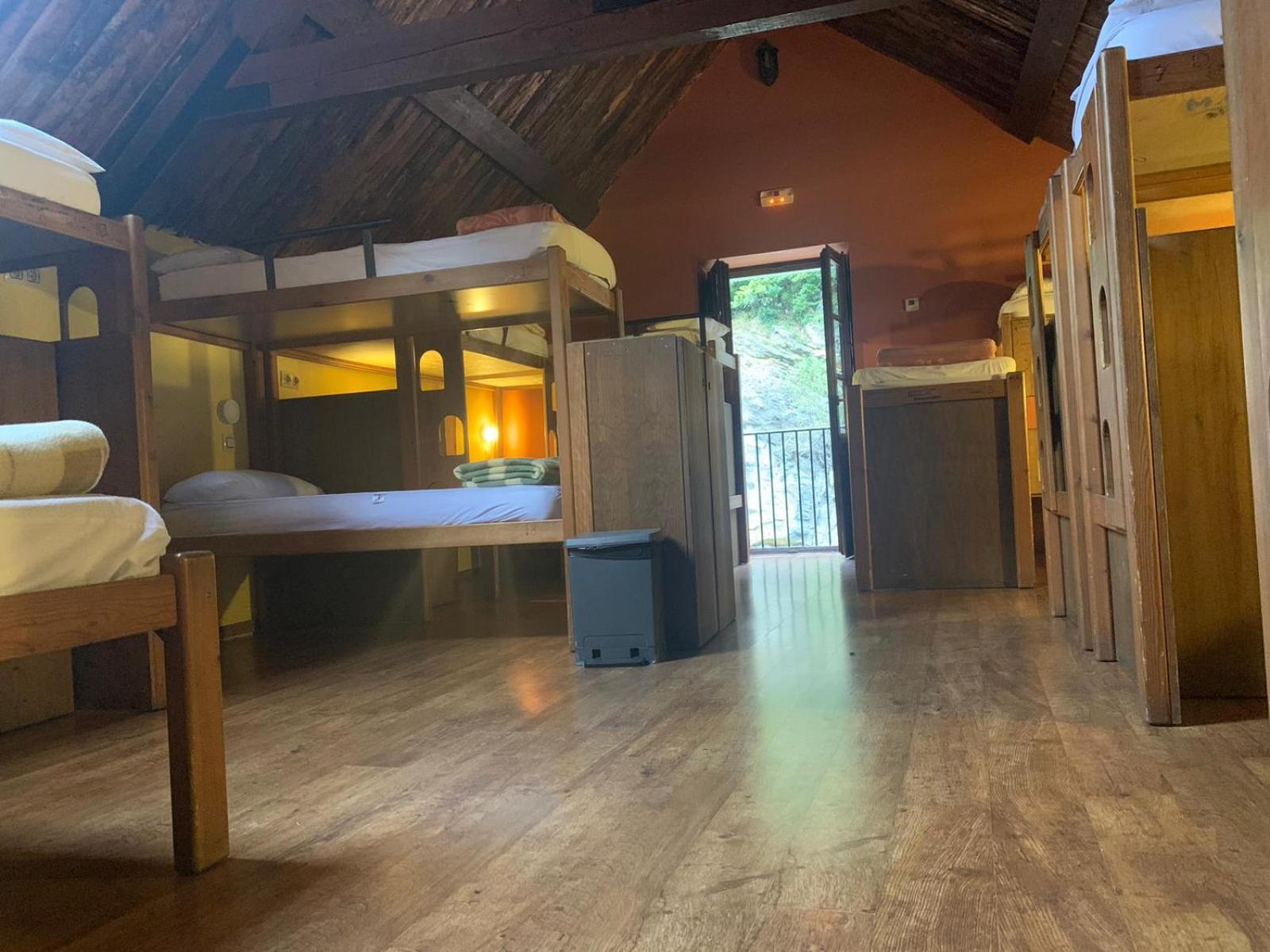 Albergue-refugio Sargantana * Canfranc