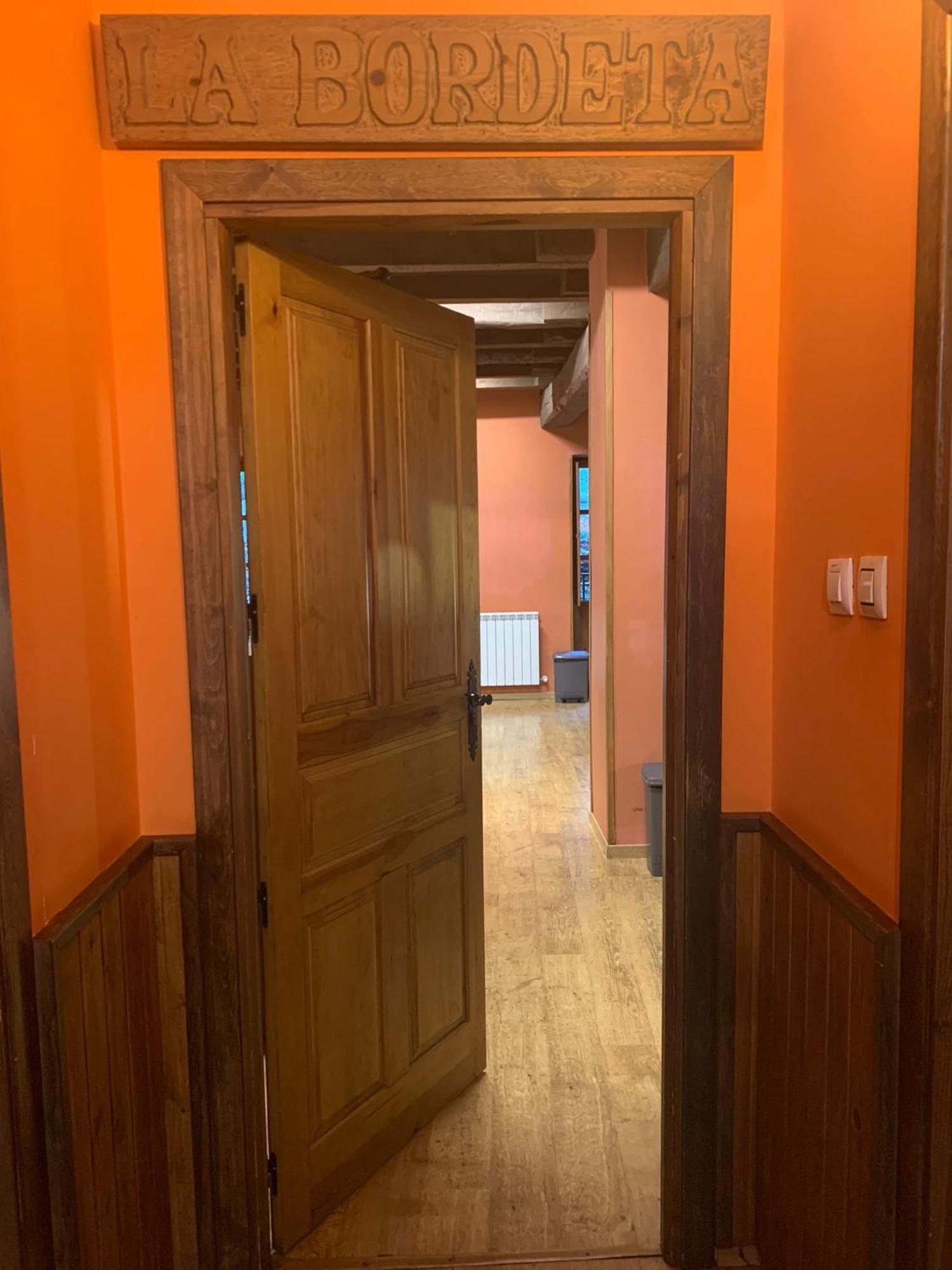 Albergue-refugio Sargantana Auberge de jeunesse *